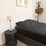 Appartement Au Coeur Du Vieil A 200m Des Plages, Superbe *