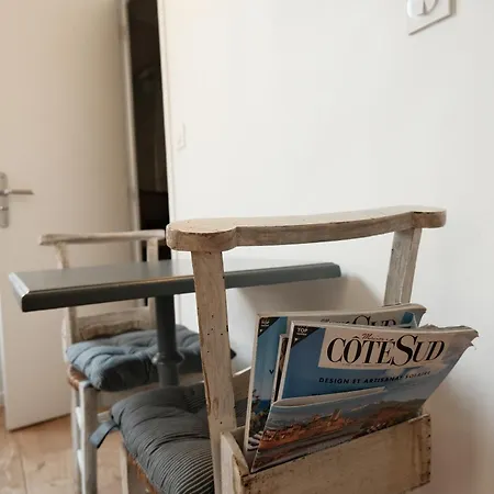 Au Coeur Du Vieil A 200m Des Plages, Superbe *