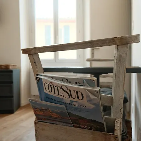 Au Coeur Du Vieil A 200m Des Plages, Superbe * Антіб